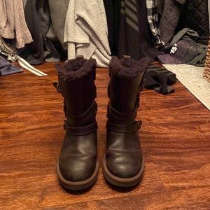 COPY - Ugg leather brown boot